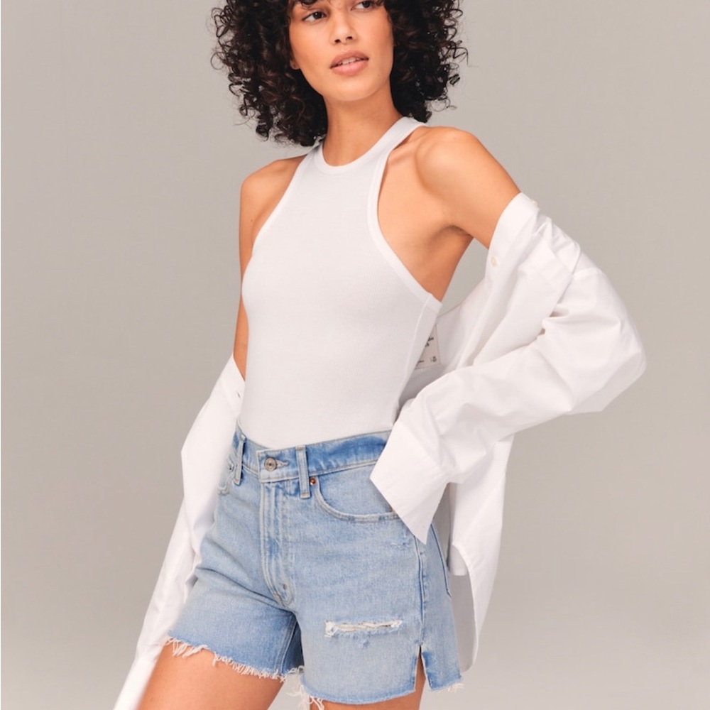 High Rise 4 Inch Mom Short